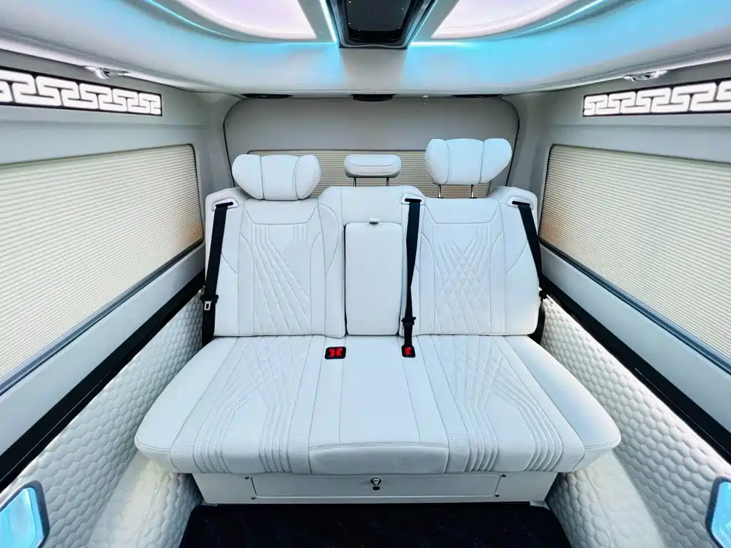 Toyota HIACE 2022 2021 3.5L Automatic 7-Seater