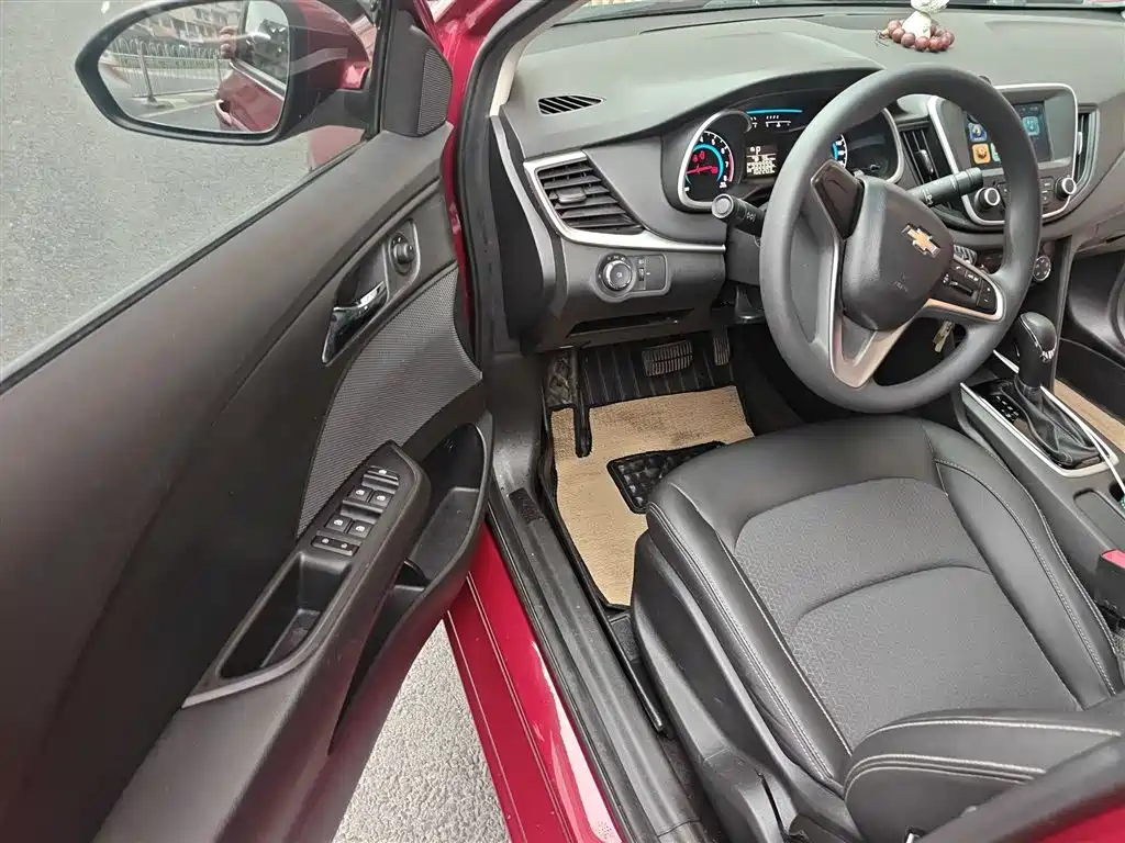 Chevrolet Cavalier 2019 320 Automatic Joy Edition фото 14