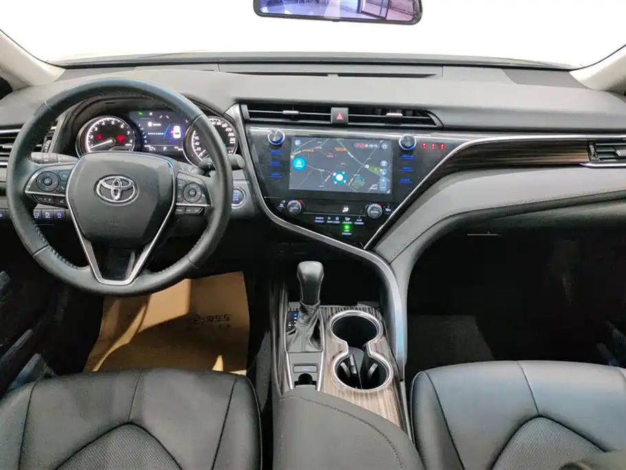 Toyota Camry 2019 Facelift 2.0G Luxury Edition фото 12