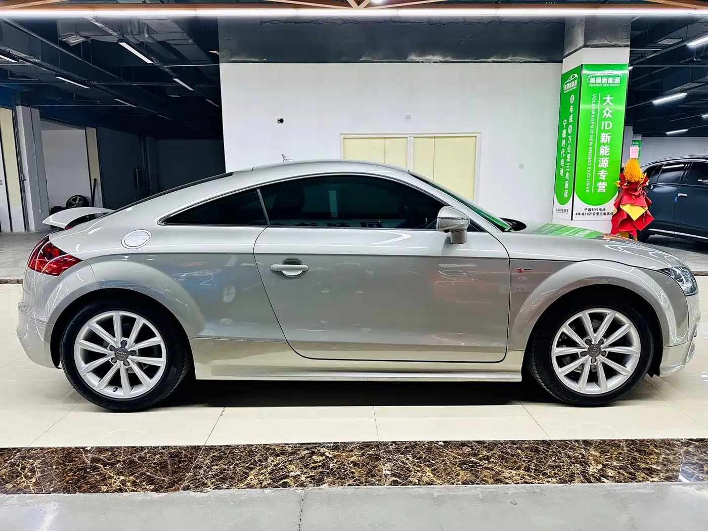 Audi TT 2014 TT Coupe 45 TFSI quattro Premium фото 5