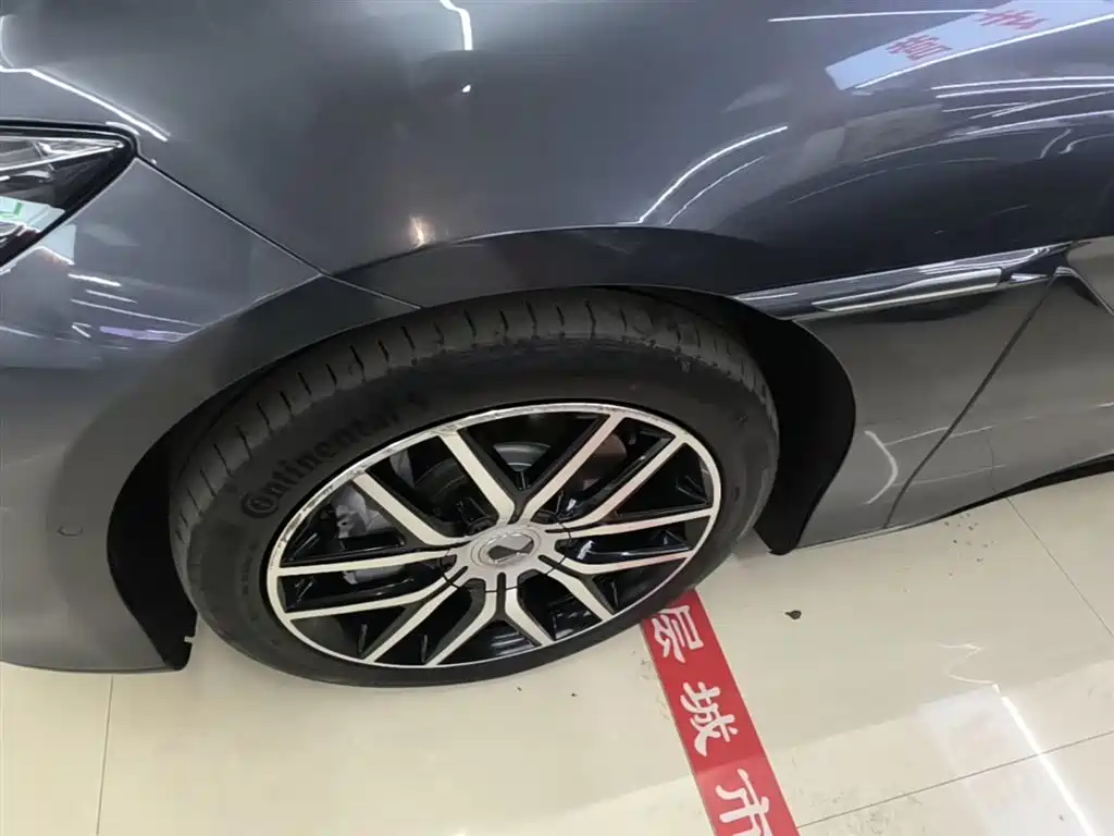 Denza Z9 2024 Model 630km AWD Max Edition фото 23
