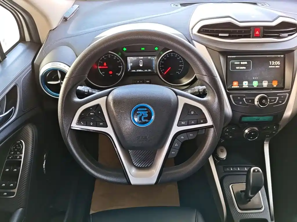 BYD Yuan New Energy 2019 2019 EV360 Smart Connect Premium Edition