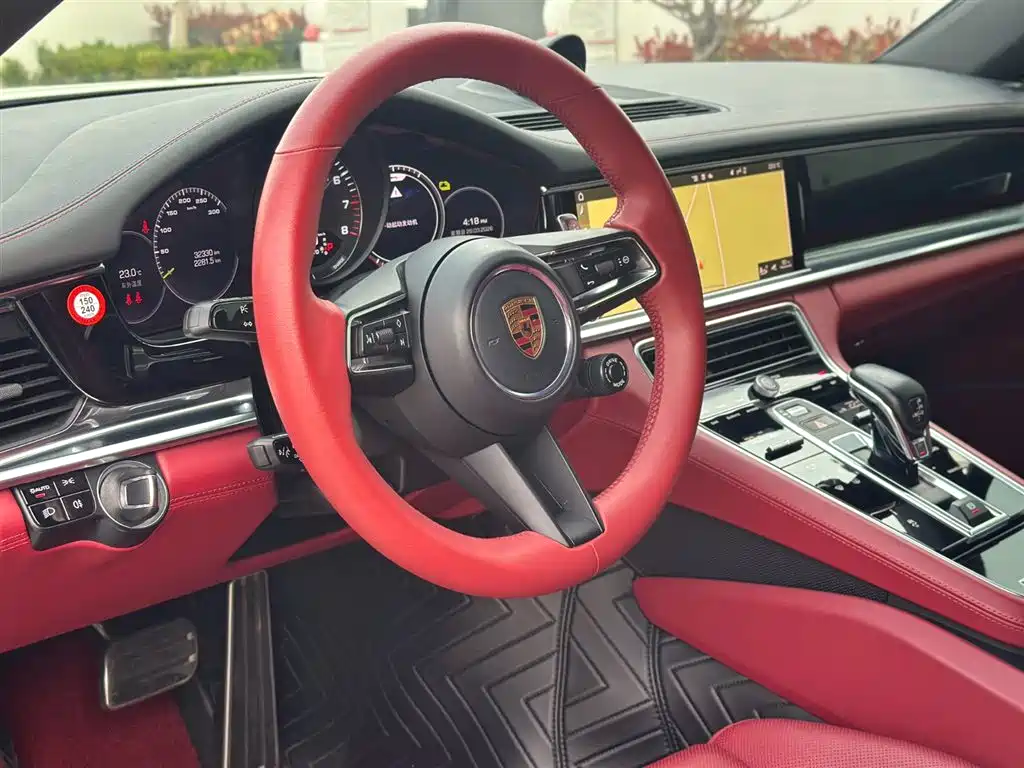 PORSCHE PANAMERA NEW ENERGY