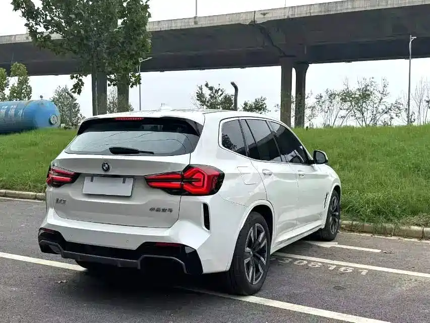 BMW iX3 2024 2022 Facelift Leading Model
