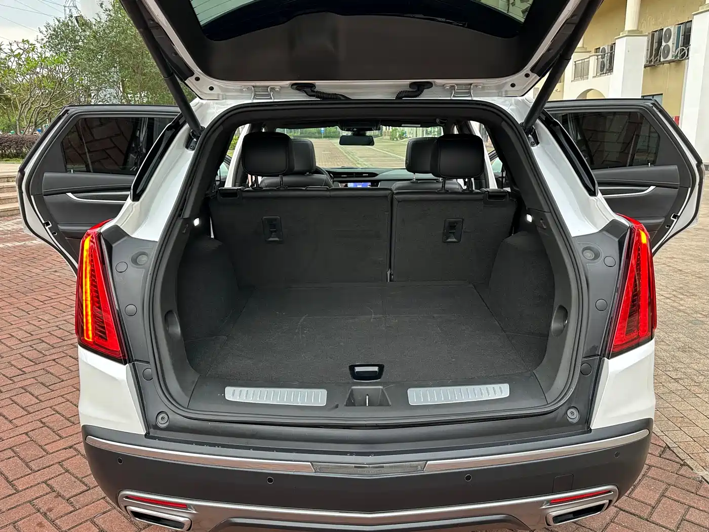 Cadillac XT5 2021 2.0T 2WD Luxury Edition фото 25