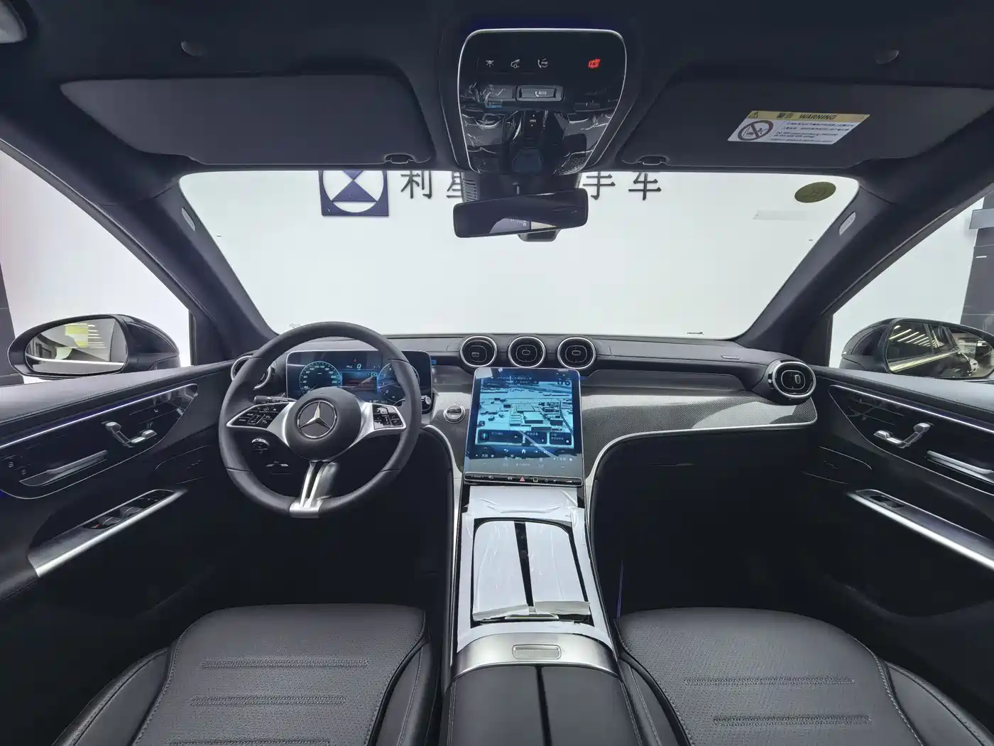 MERCEDES-BENZ GLC