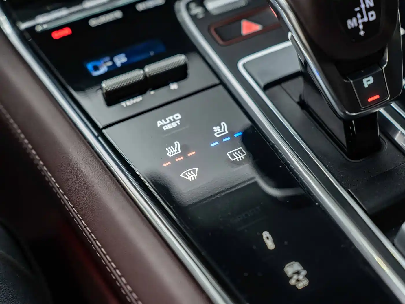 Porsche Panamera New Energy 2018 Panamera 4 E-Hybrid 2.9T фото 15