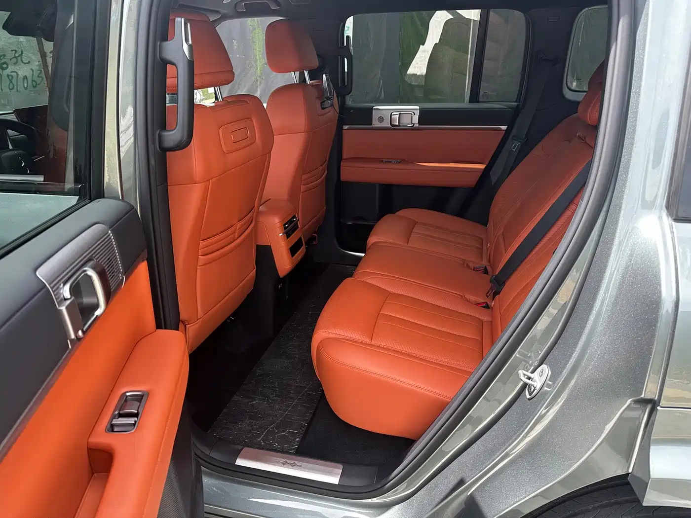 Fang Cheng Bao Titanium 7 2025 2025 AWD Base Model