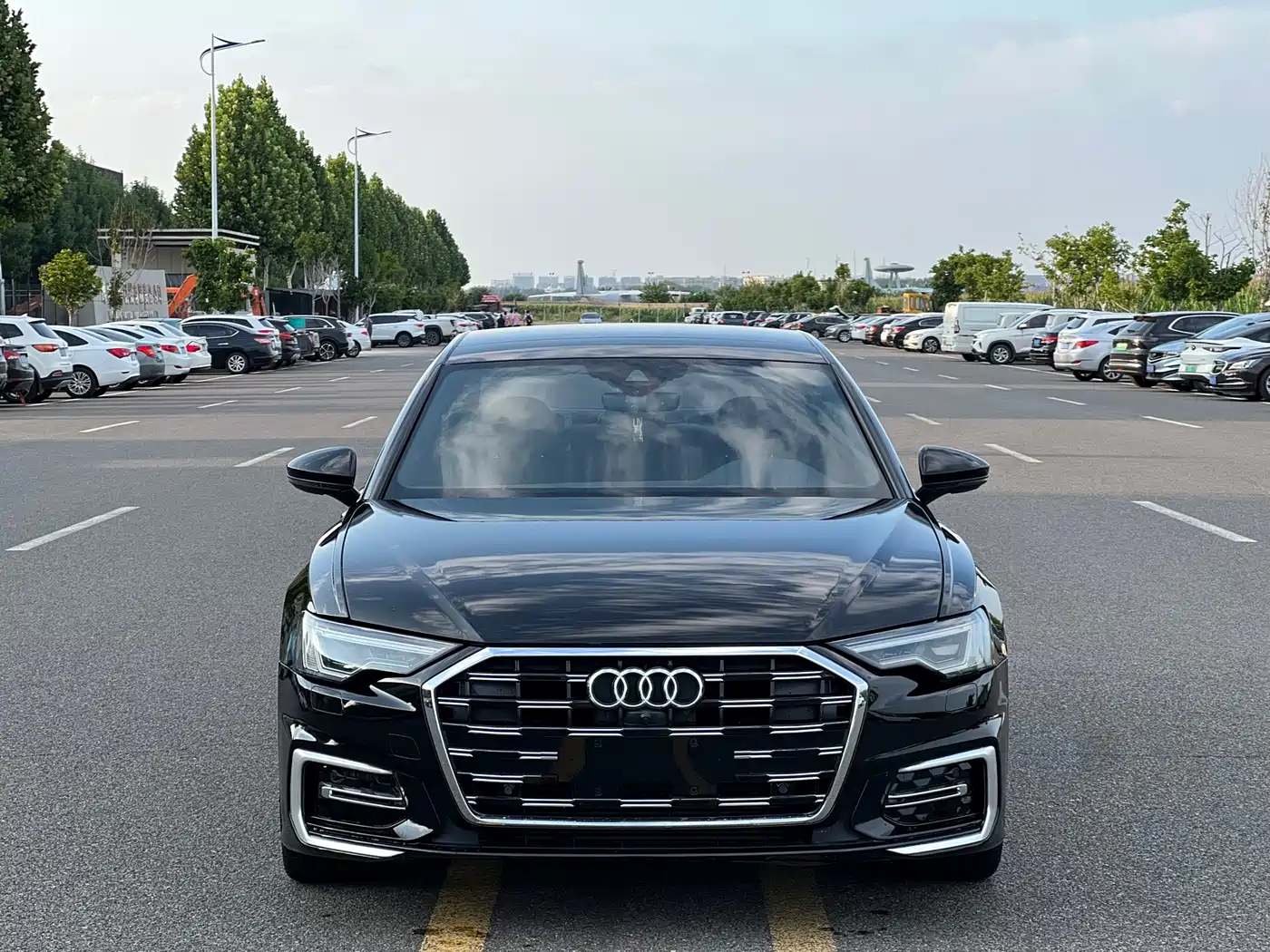 Фото 2 - Audi A6L