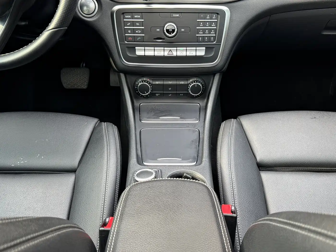 Mercedes-Benz CLA (Import) 2018 CLA 200 Dynamic Edition фото 13