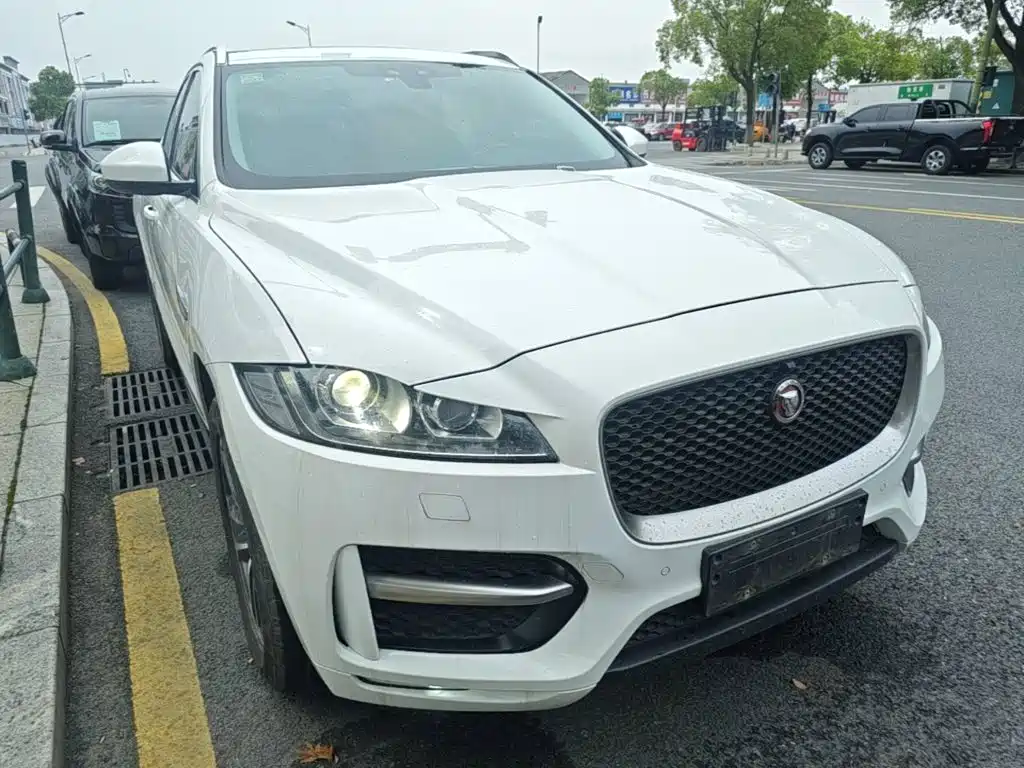 Jaguar F-PACE 2017 2016 3.0 SC 4WD R-Sport
