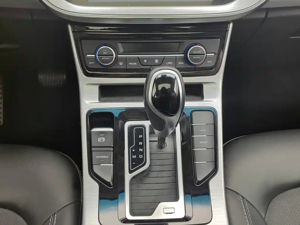 Geely Emgrand GS 2020 2019 1.4T CVT Elegance