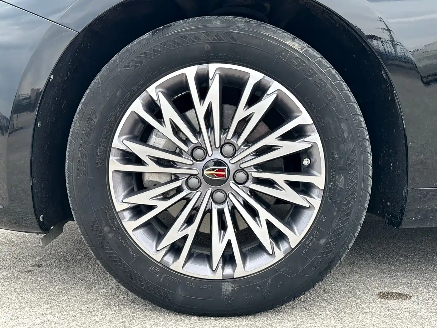 Hongqi H5 2023 2.0T Auto Smart Connect Flag Enjoy фото 7