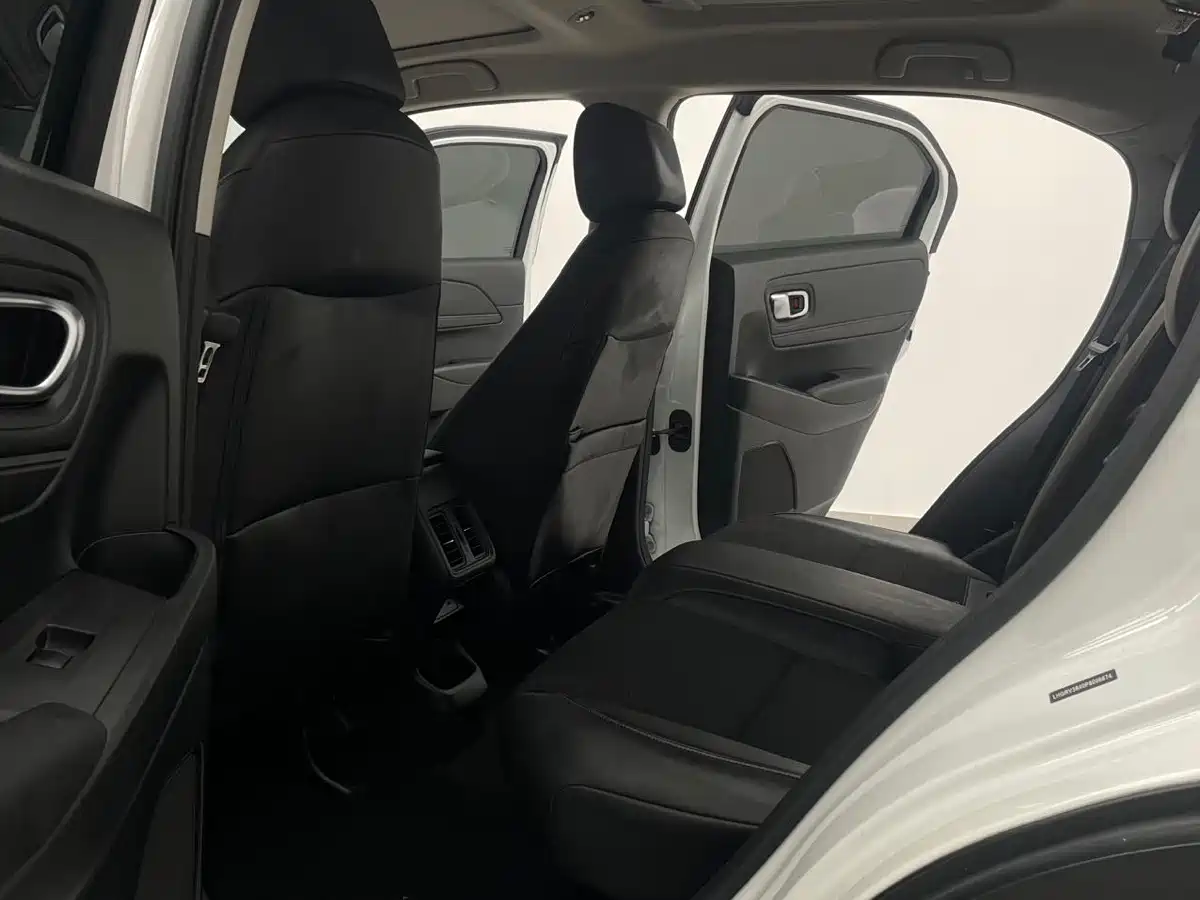 Honda Vezel 2023 2023 1.5L CVT Pioneer Edition