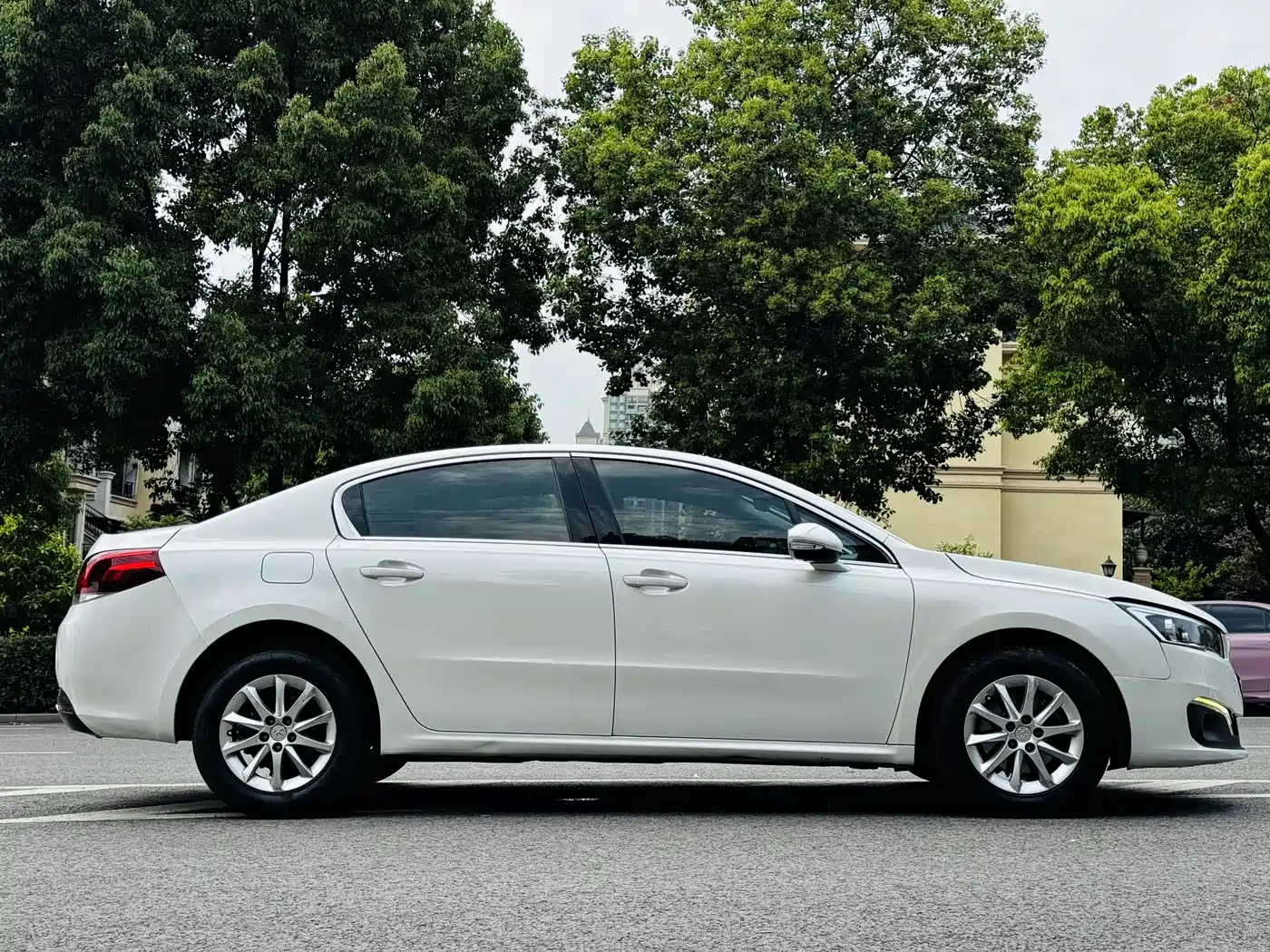 Peugeot 508 2015 1.6THP Auto Comfort Edition фото 13