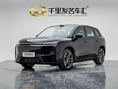 Leapmotor C10