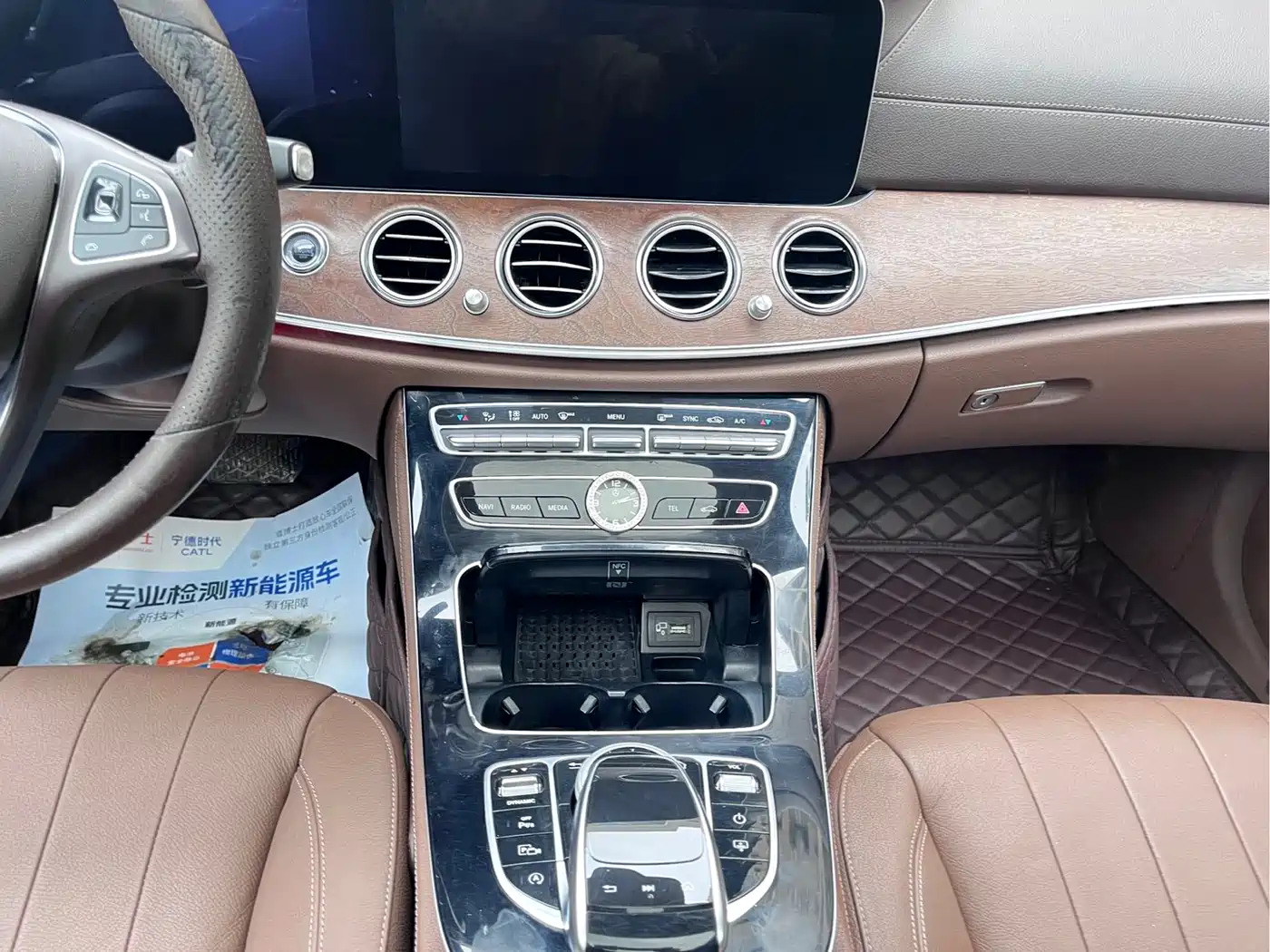 MERCEDES-BENZ E CLASS