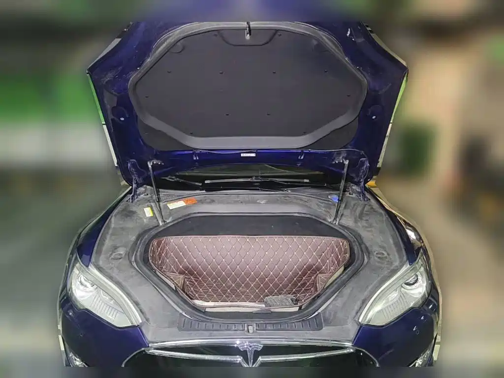 Photo 3 - Tesla Model S