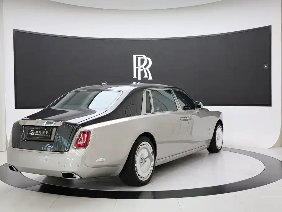 Rolls-Royce Phantom 2020 2018 6.7T Long Wheelbase Version