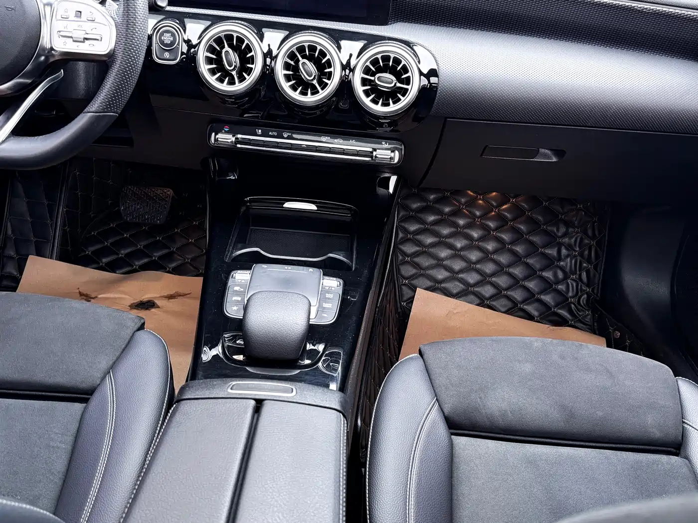 Mercedes-Benz A-Class 2021 A 200 L Sport Sedan Fashion Edition фото 13