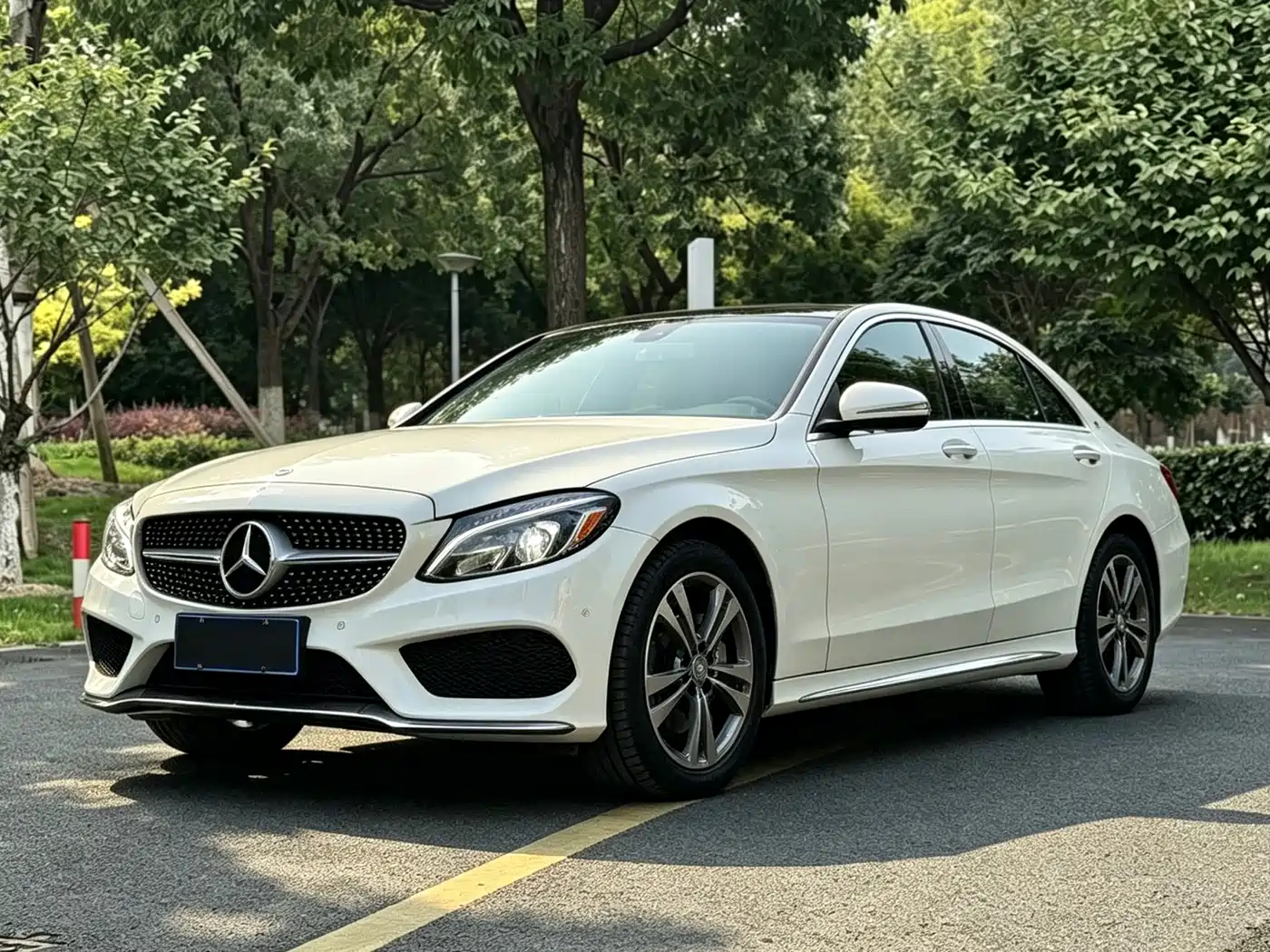 Фото 1 - Mercedes-Benz C-Class