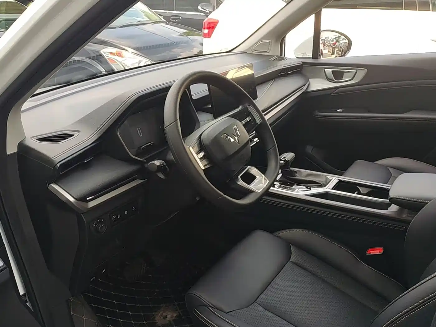Wuling Motors Wuling Jiachen 2025 2022 1.5T CVT Smart Luxury