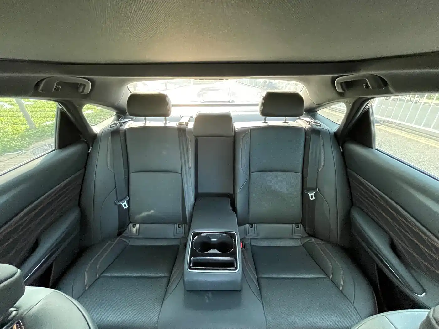 Toyota Avalon 2024 Model Hybrid 2.0L Premium Selection Edition фото 25