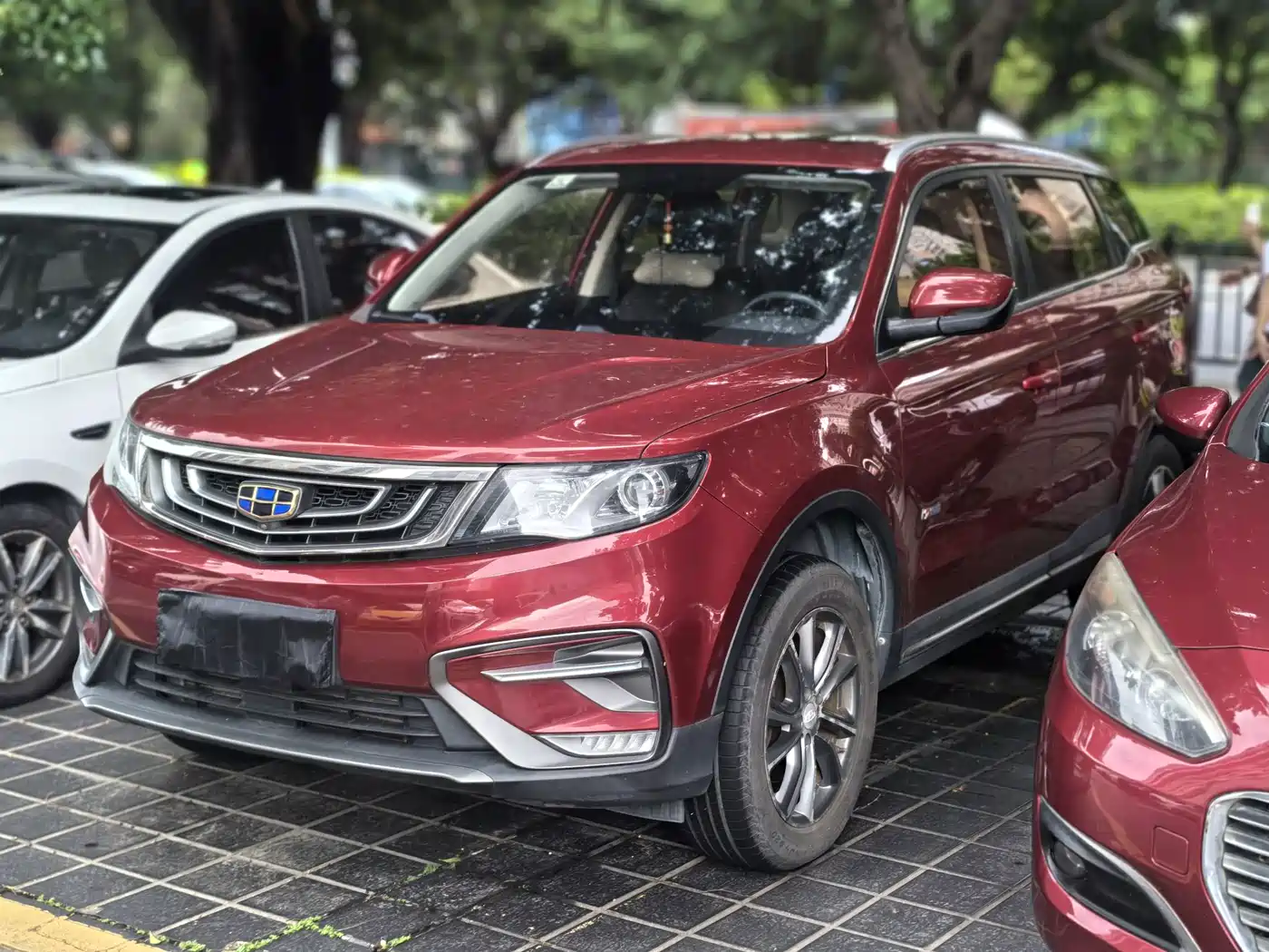 Photo 1 - Geely Boyue