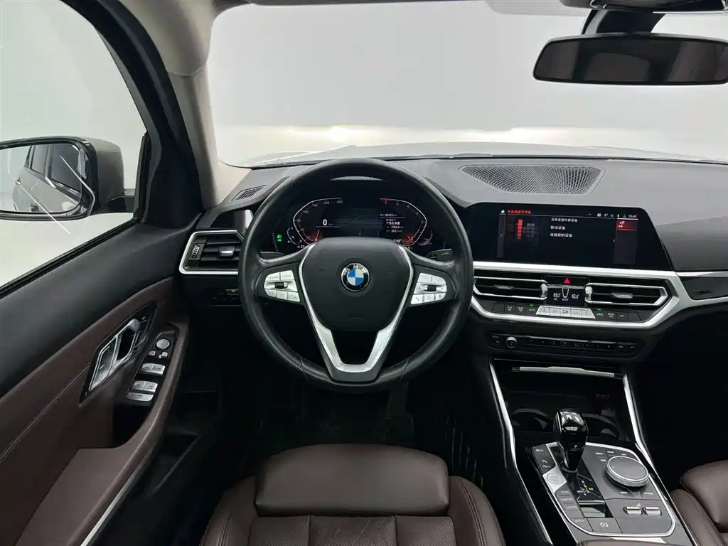 BMW 3 Series 2021 Facelift 320i Sport Package фото 16