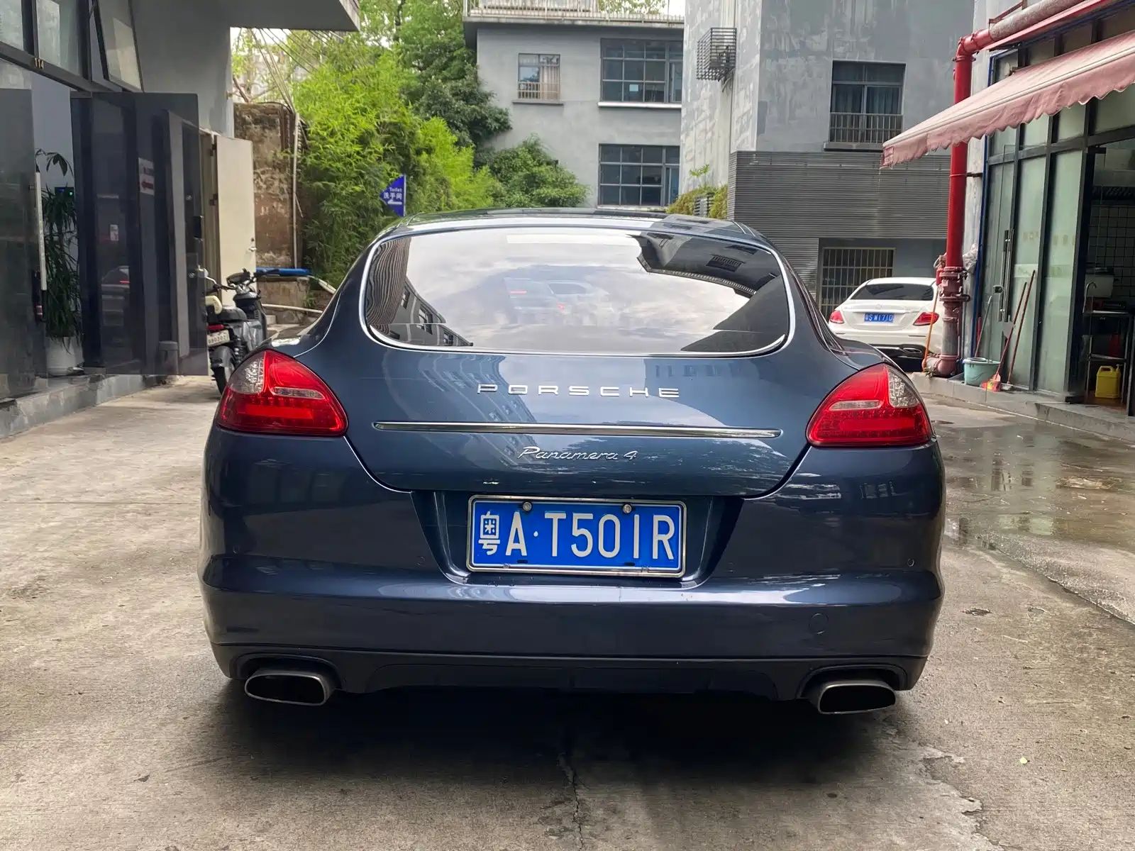 Фото 4 - Porsche Panamera