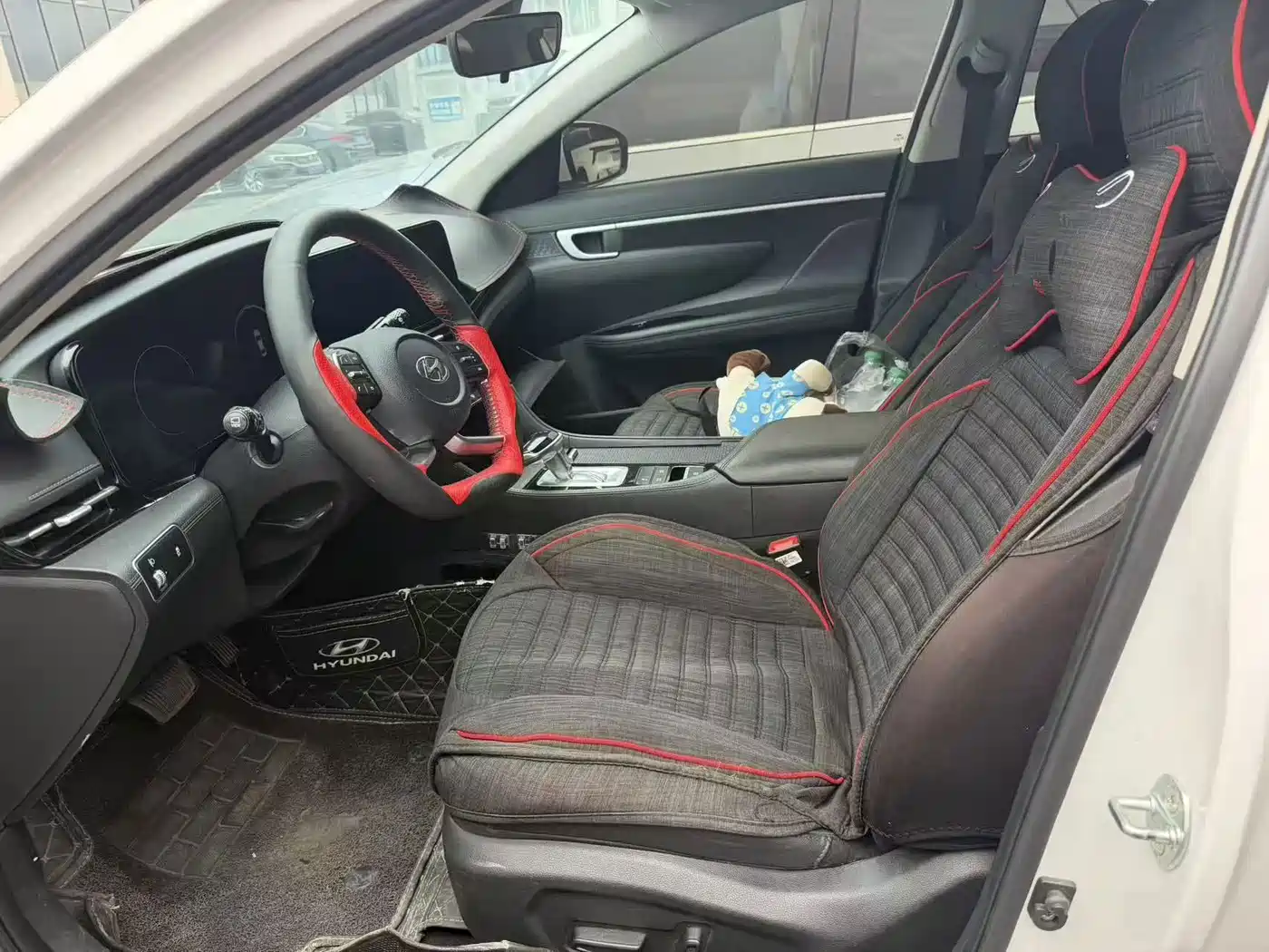 Hyundai Mistra 2021 2021 270TGDi DCT LUX Premium