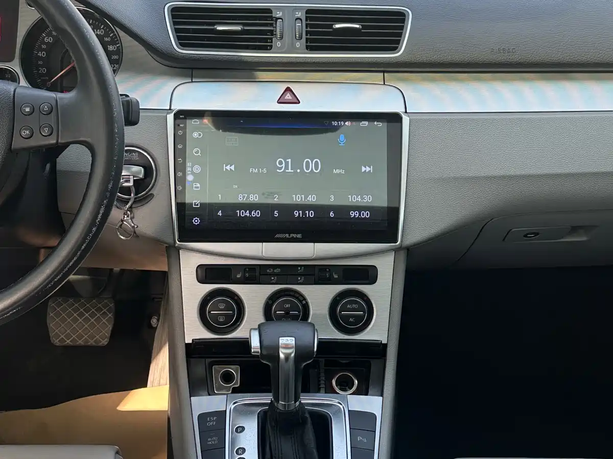 Volkswagen Magotan 2011 1.8TSI DSG Comfort фото 5