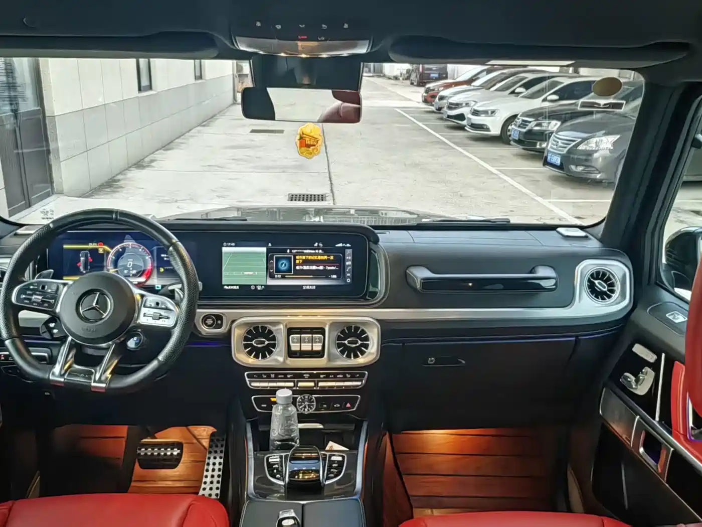 صورة 5 - Mercedes-Benz G-Class AMG