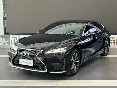 Lexus LS