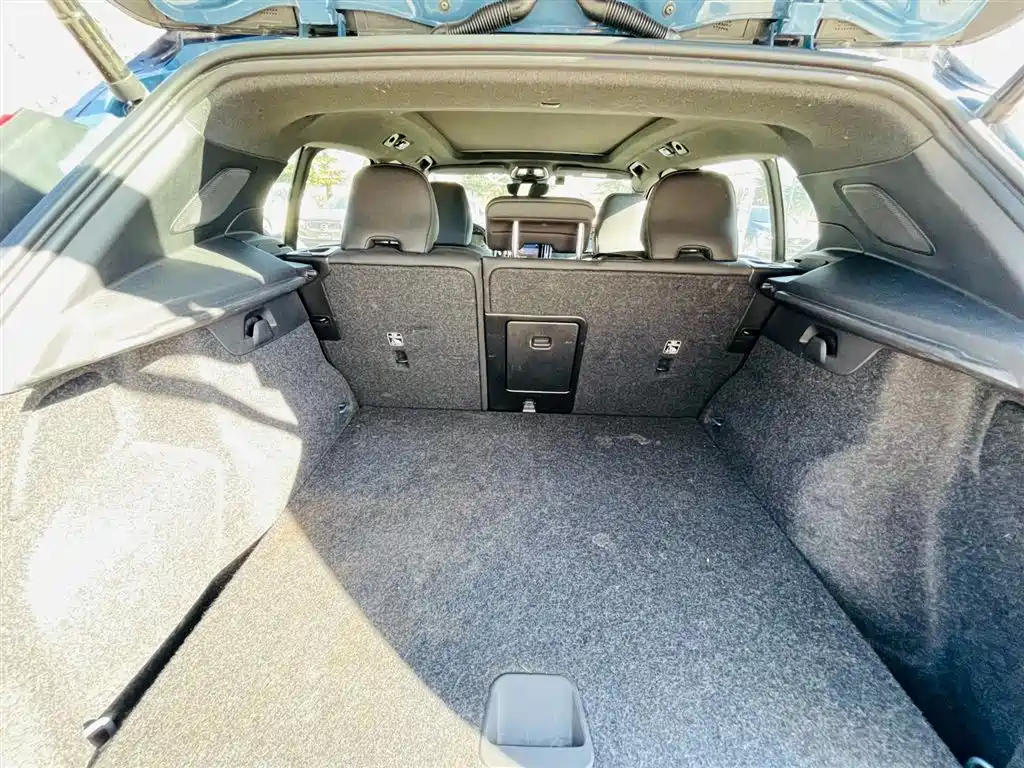 VOLVO XC40 NEW ENERGY