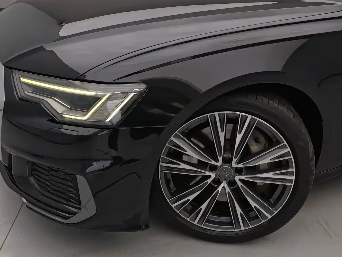 Audi A6L 2021 55 TFSI quattro Premium Dynamic фото 2