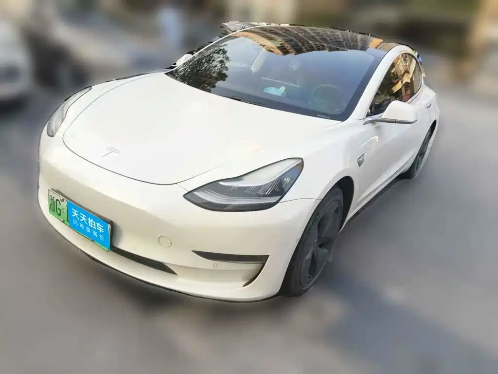 Фото 1 - Tesla Model 3 (Import)