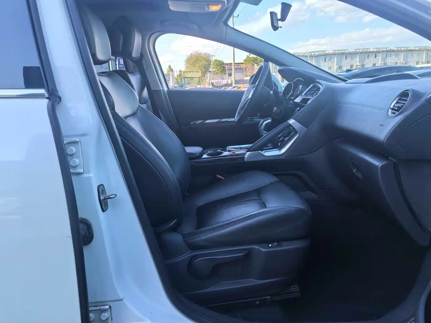 Peugeot 3008 2013 2.0L Automatic Trend Edition фото 15