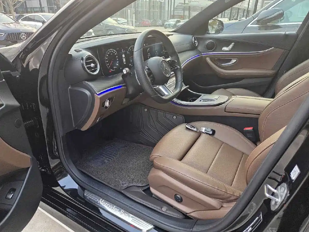 Mercedes-Benz E-Class 2023 Facelift E 260 L Sport фото 7