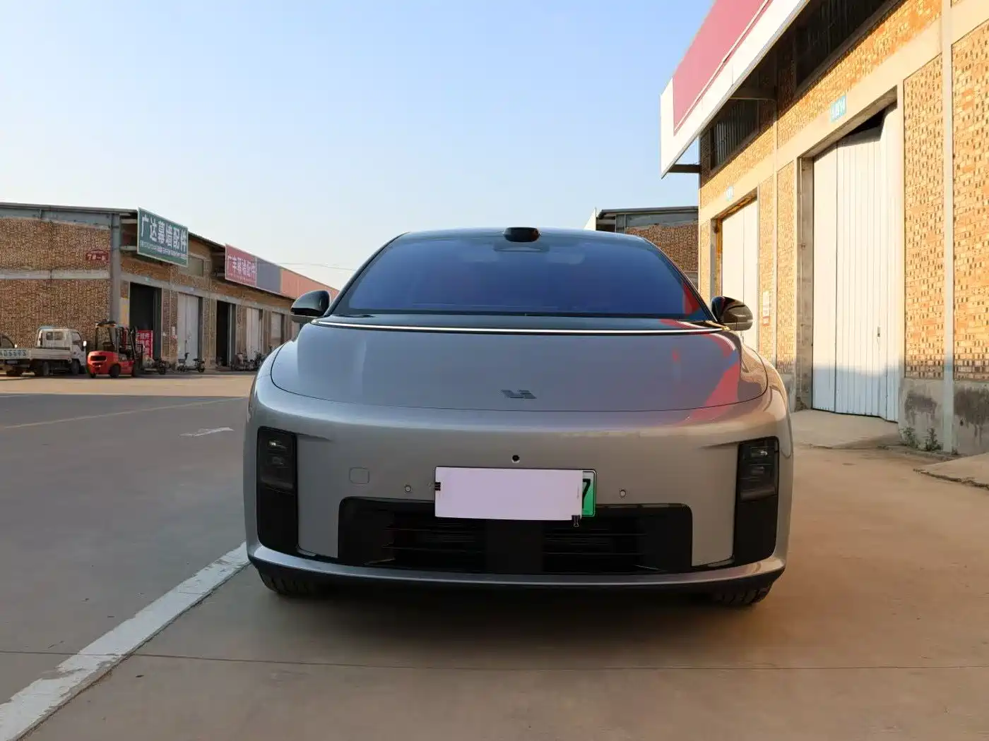 Li Auto Li i8 2025 Standard Edition фото 2
