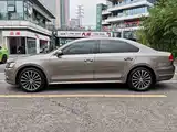 صورة 8 - Volkswagen Passat