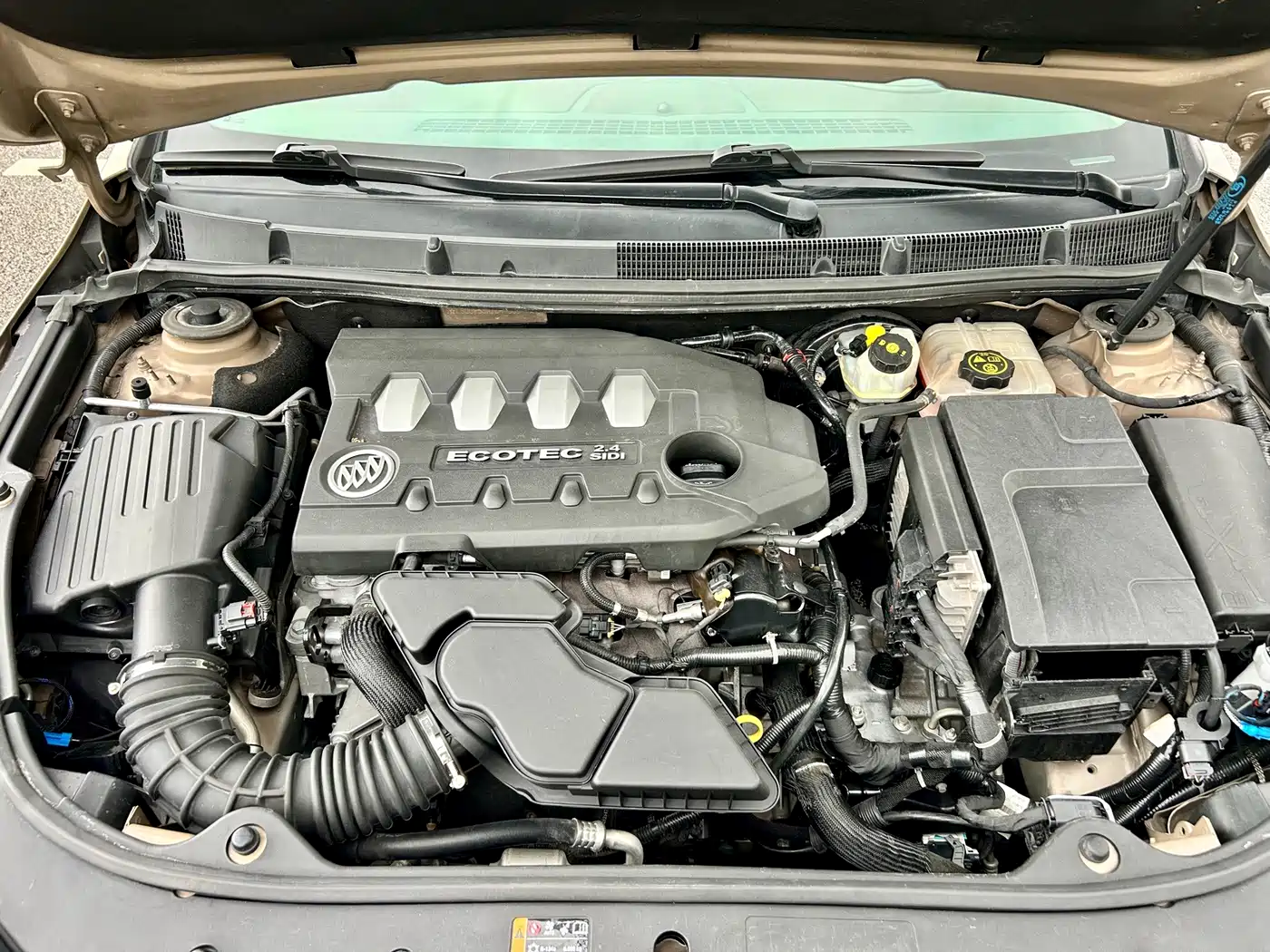 Buick LaCrosse 2013 2012 2.4L SIDI Luxury Edition