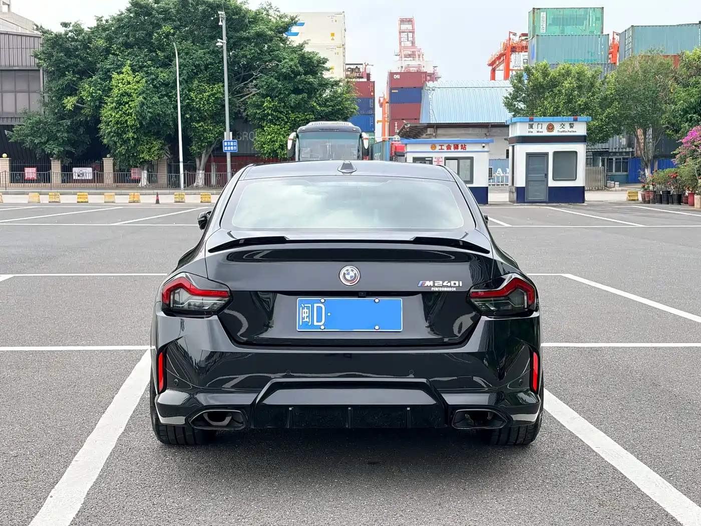 BMW M240I