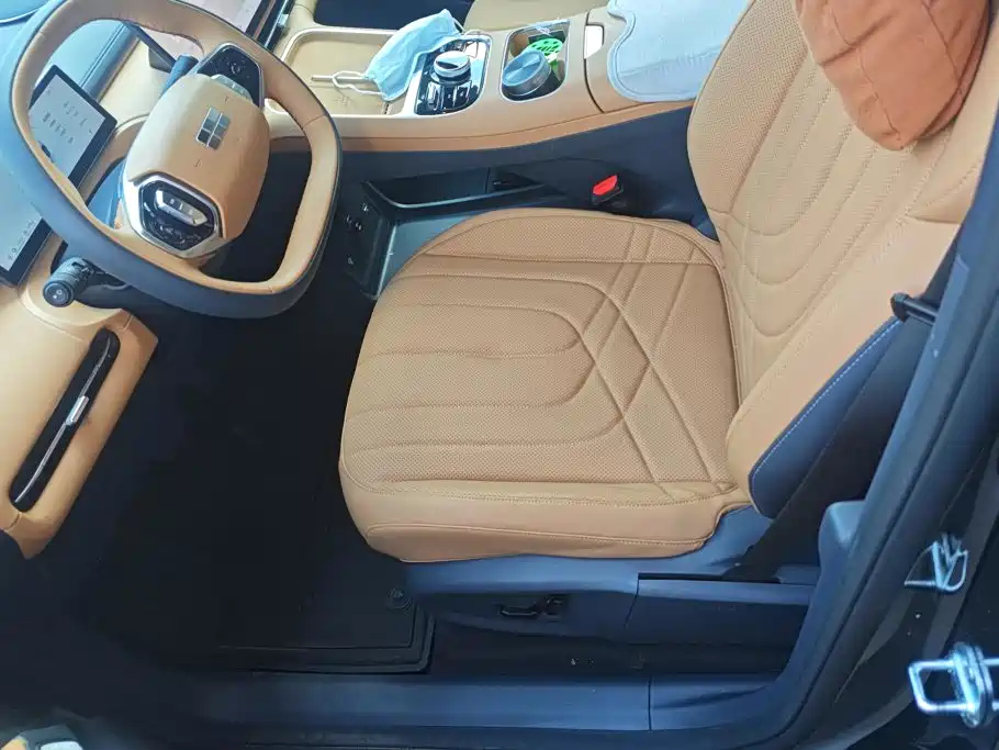 Geely Galaxy Galaxy Starship 7 EM-i 2025 2025 120km Navigation Edition