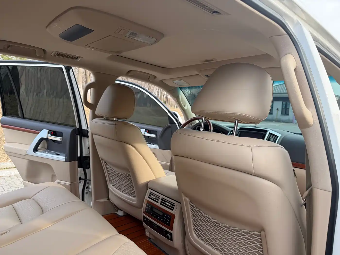 Toyota Land Cruiser 2012 4.6L Automatic VX-R фото 10