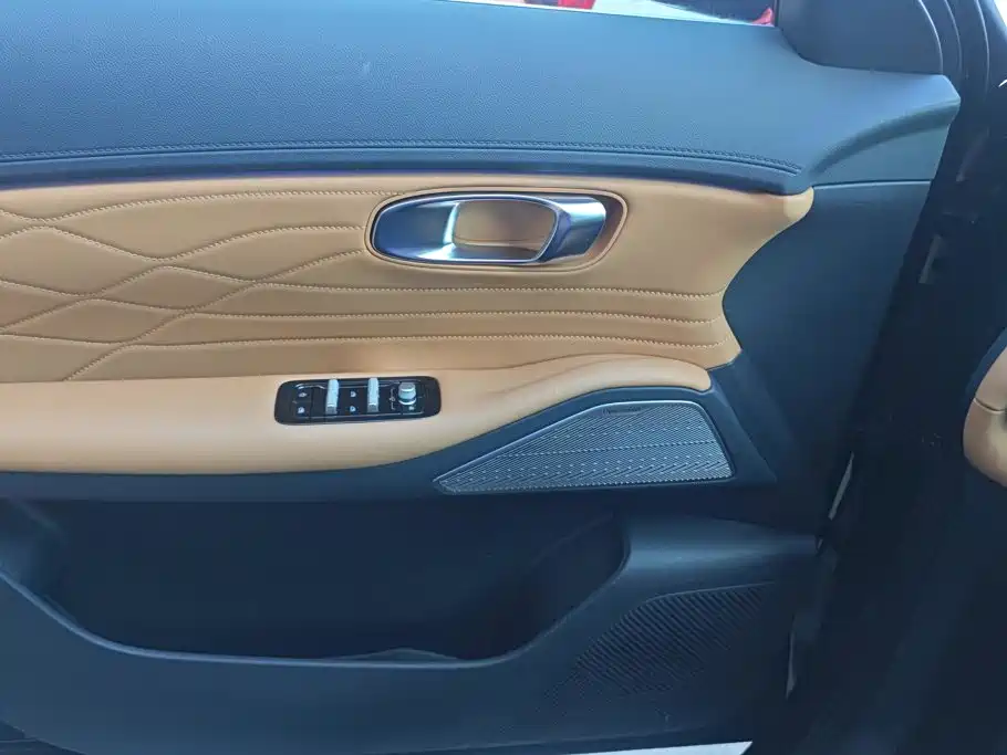 Geely Galaxy Galaxy Starship 7 EM-i 2025 2025 120km Navigation Edition