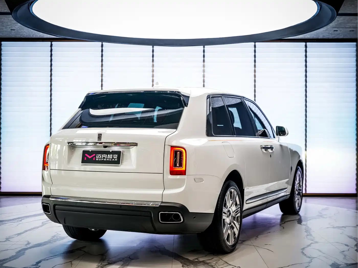 Rolls-Royce Cullinan 2025 2024 4-Seater