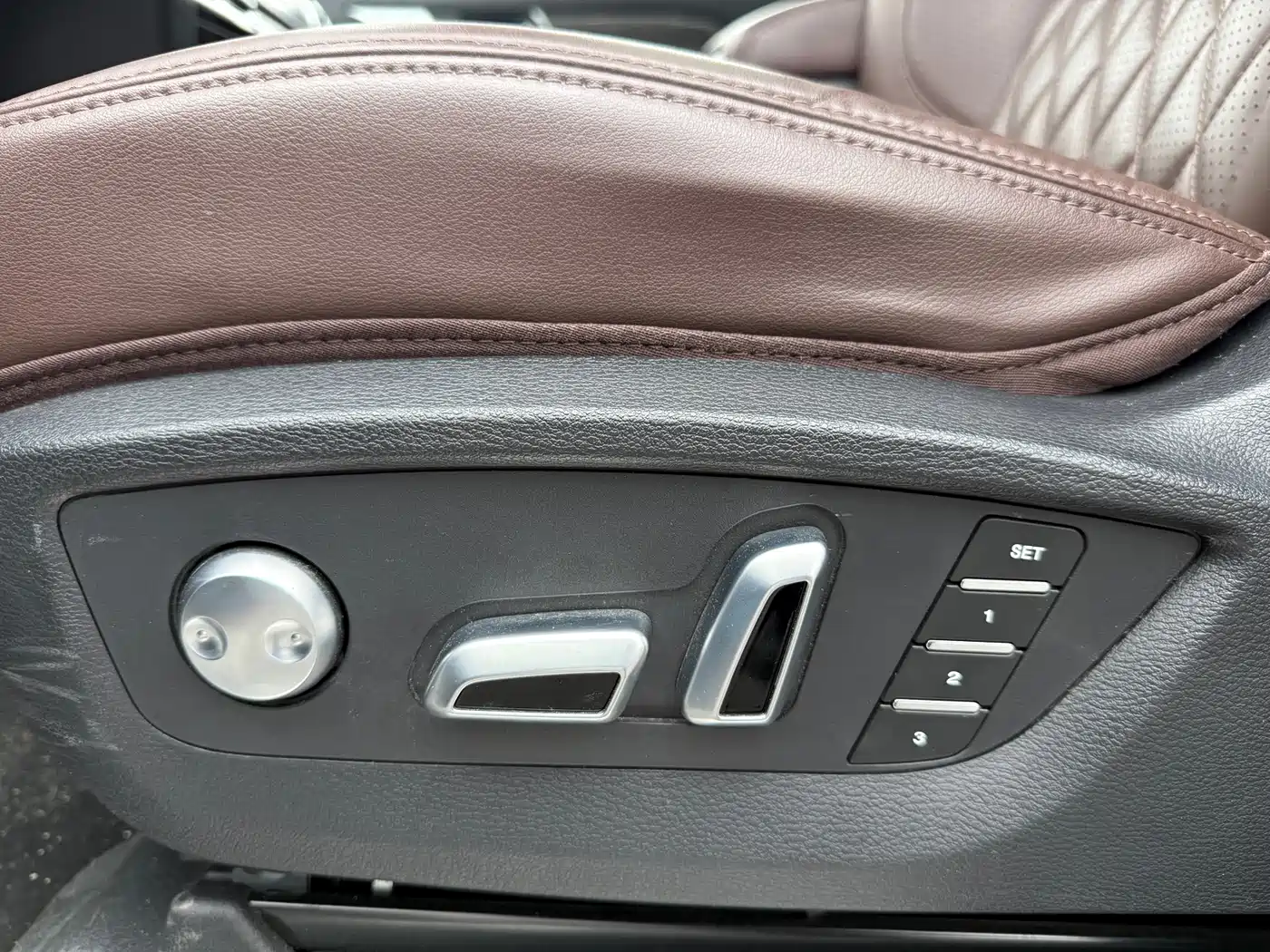Haval H9 2022 2.0T Gasoline 4WD Luxury 7-seater фото 7