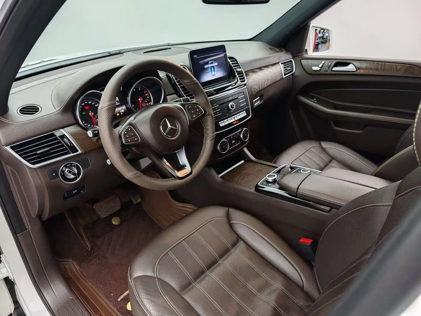 Mercedes-Benz GLE 2018 GLE 320 4MATIC Dynamic Ultimate Edition фото 10
