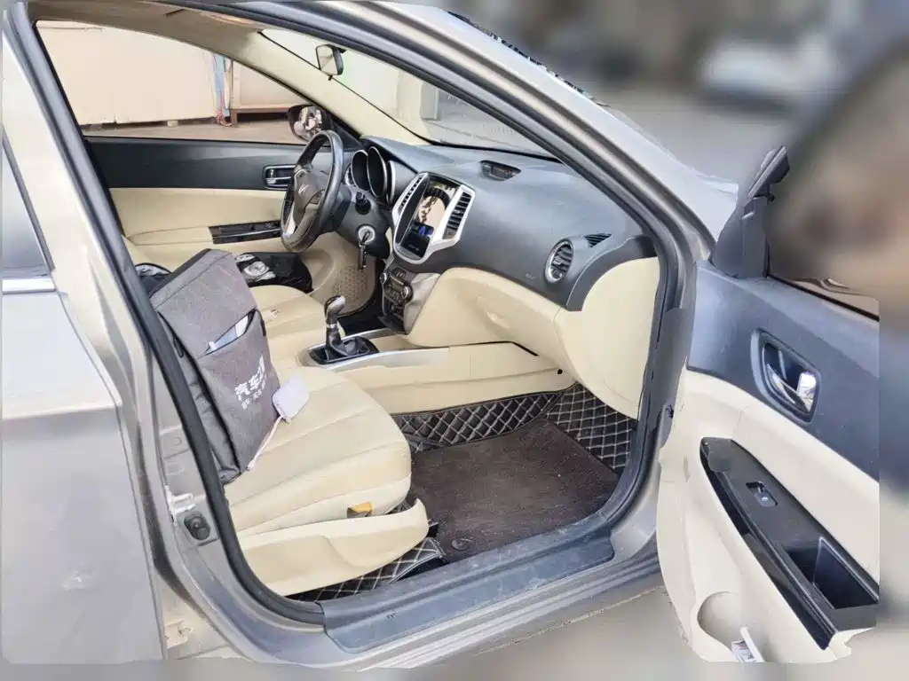 Changan Eado 2016 2015 1.6L Manual Luxury China V